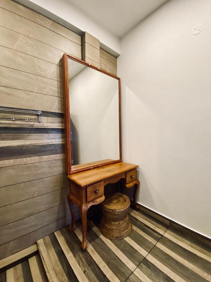 Garggi Kumarakom Village Homestay Luaran gambar