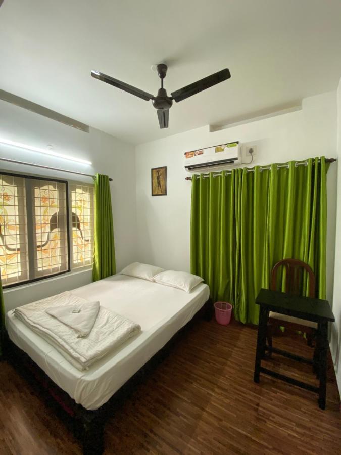 Garggi Kumarakom Village Homestay Luaran gambar