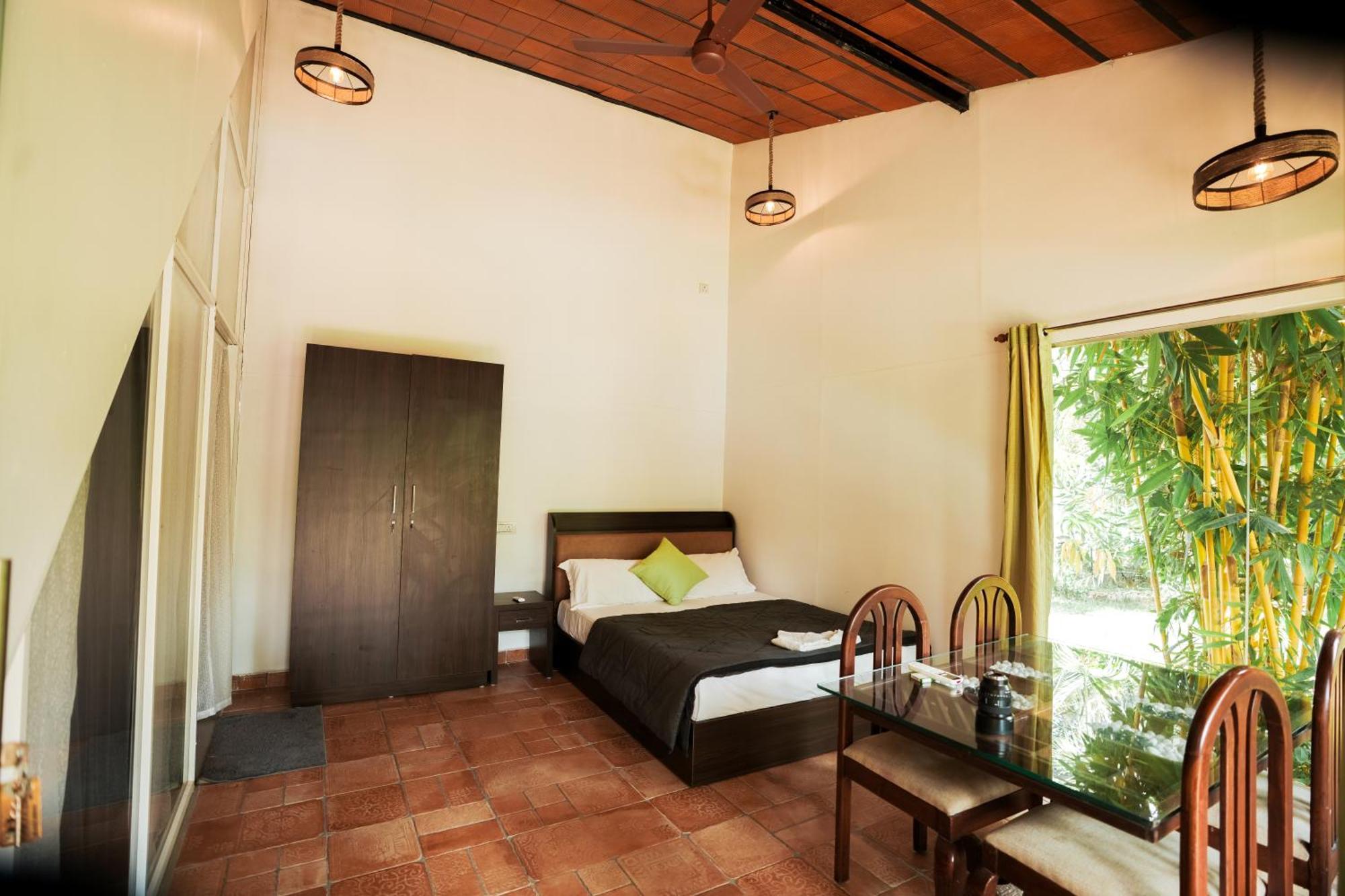 Garggi Kumarakom Village Homestay Luaran gambar